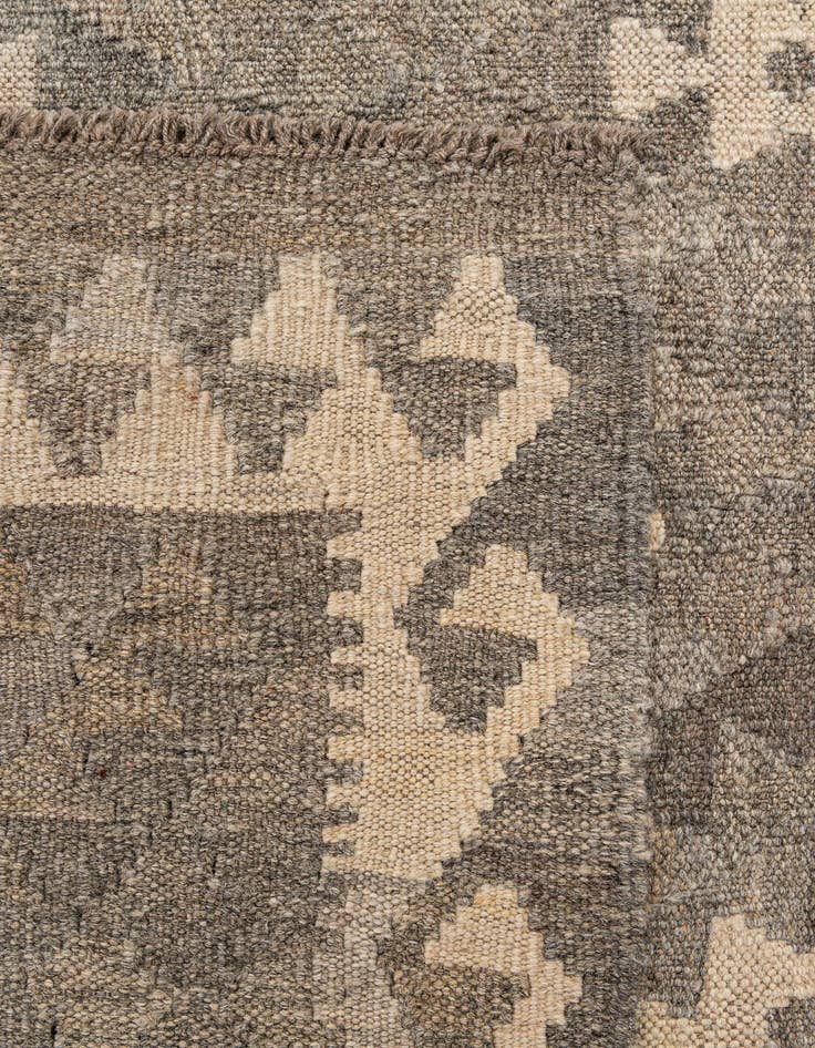 Detail image of  5' 2 x 6' 7  Hand Woven Kilim Maymana Wool Rug