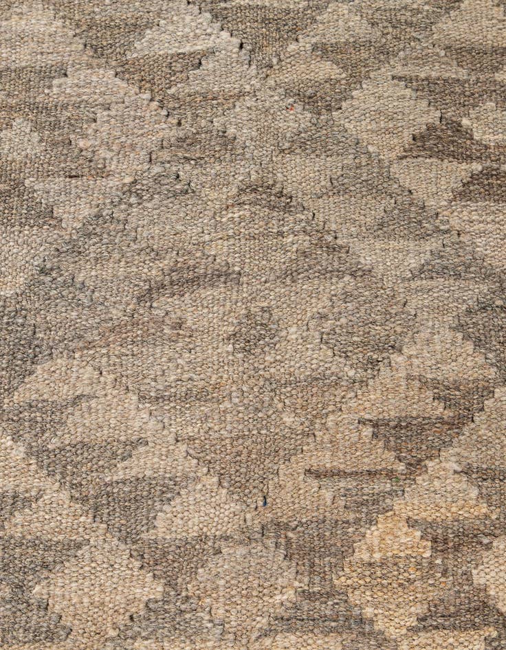 Detail image of  5' x 6' 7  Hand Woven Kilim Maymana Wool Rug