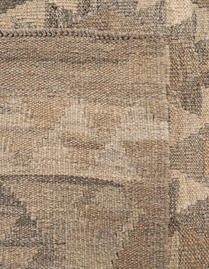 Detail image of  5' 2 x 6' 7  Hand Woven Kilim Maymana Wool Rug