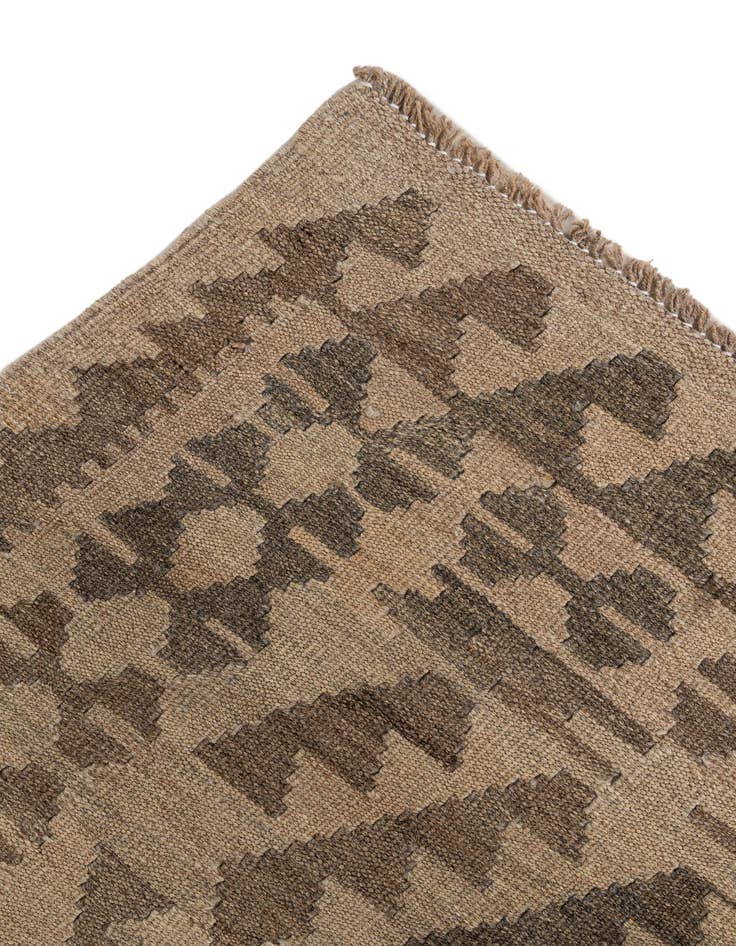 Detail image of  4' 10 x 6' 6  Hand Woven Kilim Maymana Wool Rug