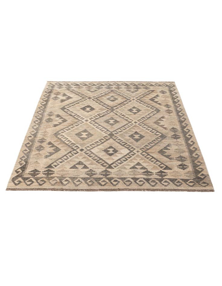 Detail image of  5' 1 x 6' 7  Hand Woven Kilim Maymana Wool Rug