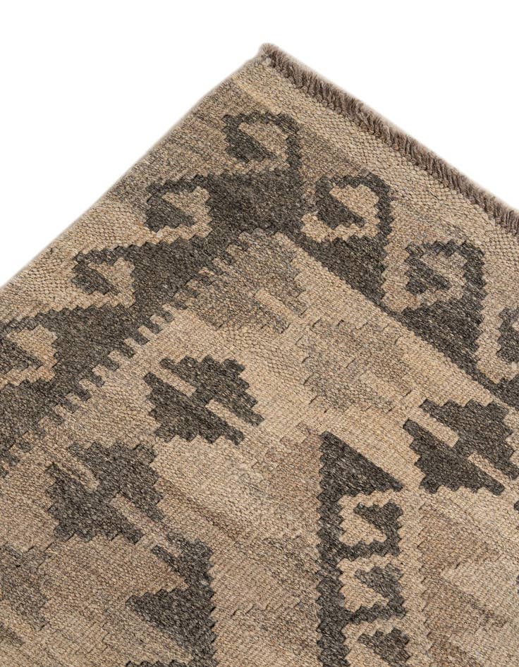 Detail image of  5' 1 x 6' 7  Hand Woven Kilim Maymana Wool Rug