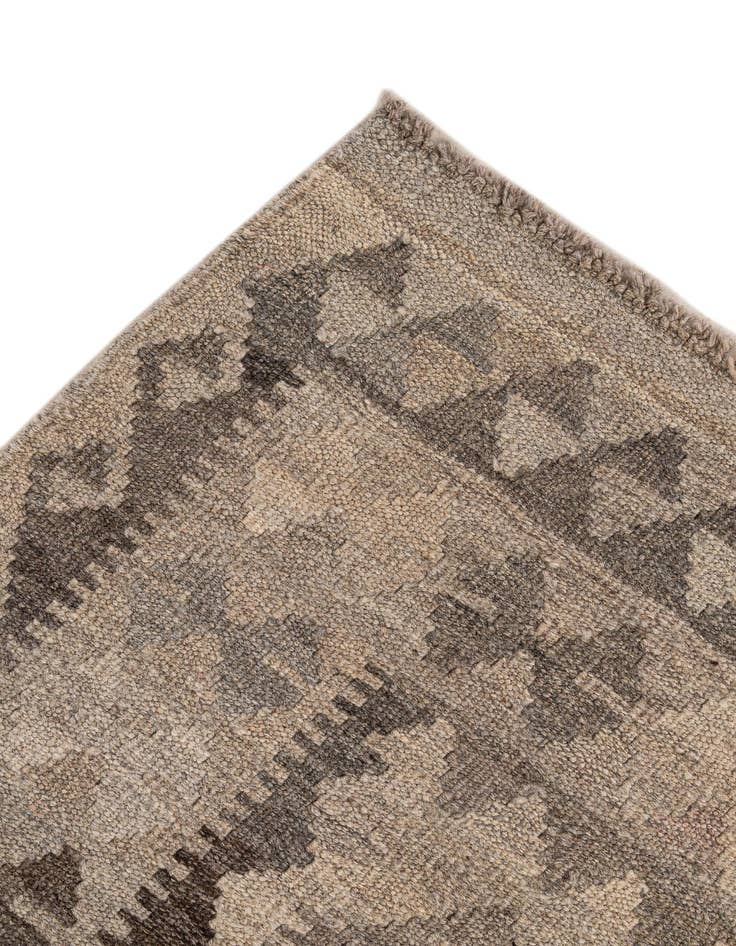 Detail image of  5' x 6' 9  Hand Woven Kilim Maymana Wool Rug