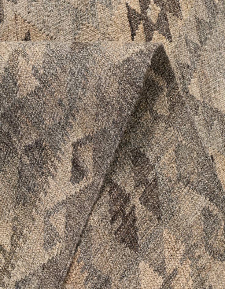 Detail image of  5' x 6' 8  Hand Woven Kilim Maymana Wool Rug