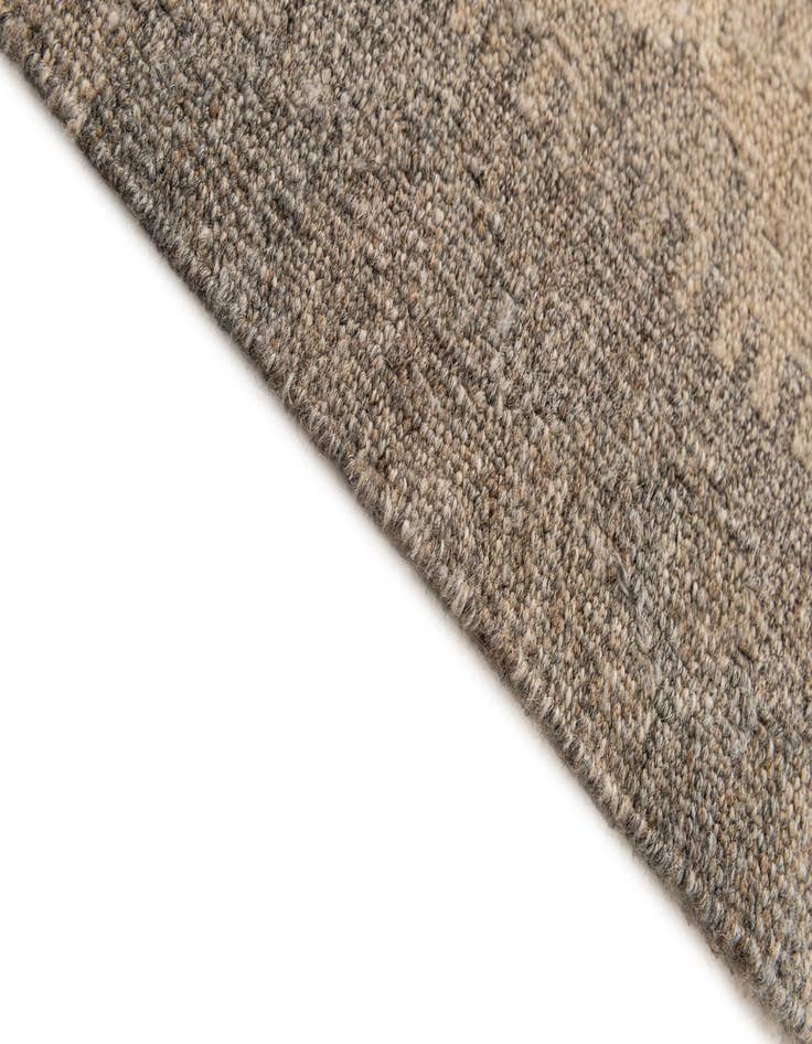 Detail image of  5' x 6' 8  Hand Woven Kilim Maymana Wool Rug