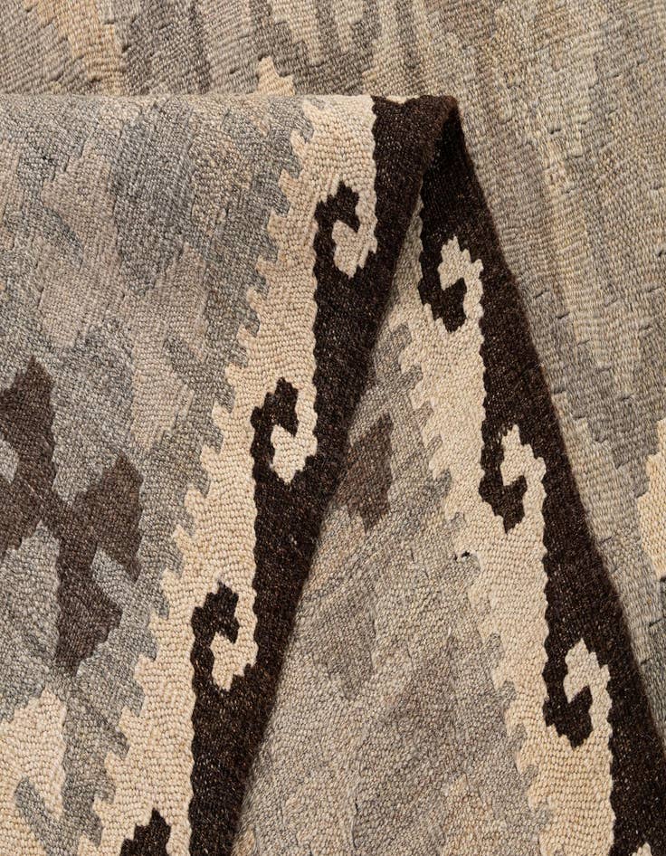 Detail image of  4' 11 x 6' 5  Hand Woven Kilim Maymana Wool Rug