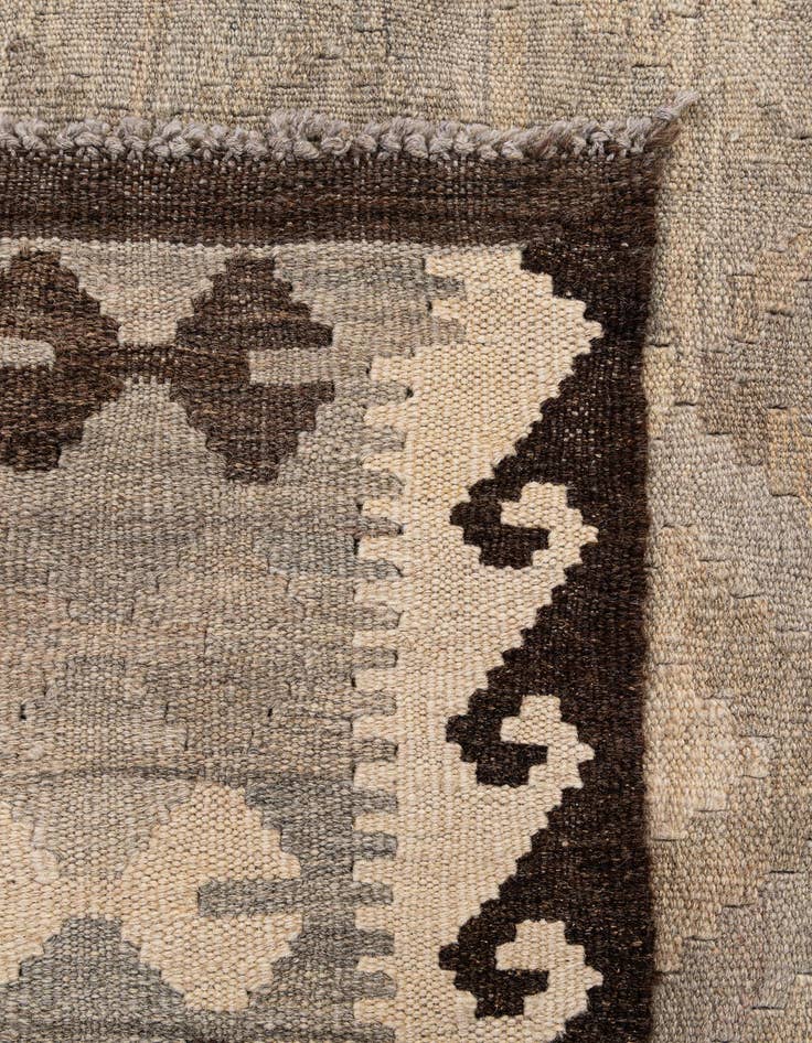 Detail image of  4' 11 x 6' 5  Hand Woven Kilim Maymana Wool Rug