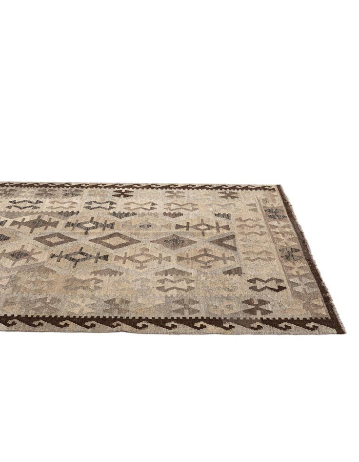 Detail image of  5' x 6' 6  Hand Woven Kilim Maymana Wool Rug