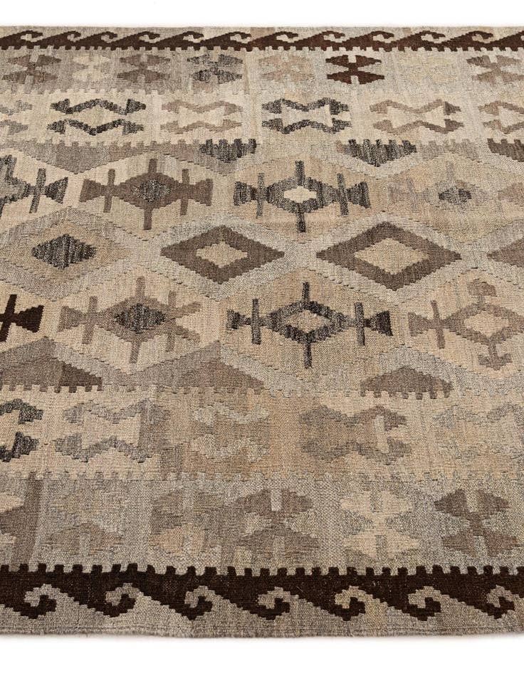 Detail image of  5' x 6' 6  Hand Woven Kilim Maymana Wool Rug