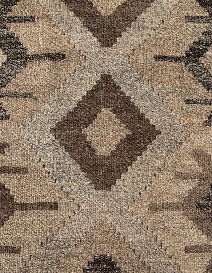 Detail image of  5' x 6' 6  Hand Woven Kilim Maymana Wool Rug