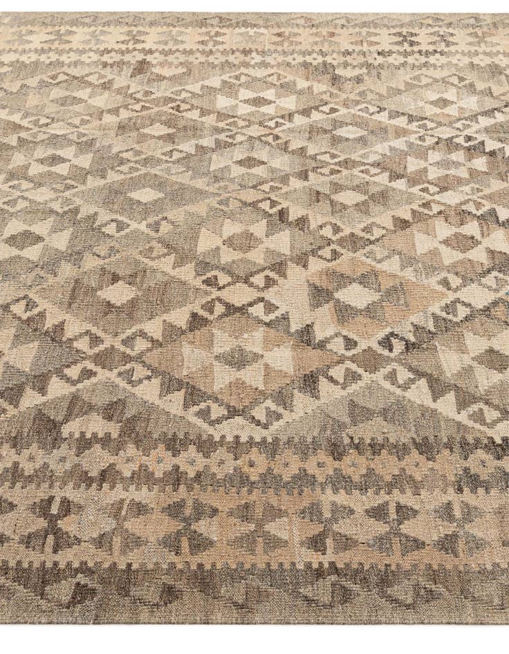 Detail image of  6' 8 x 9' 7  Hand Woven Kilim Maymana Wool Rug