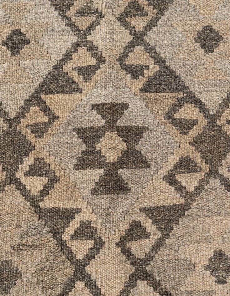 Detail image of  5' x 6' 8  Hand Woven Kilim Maymana Wool Rug
