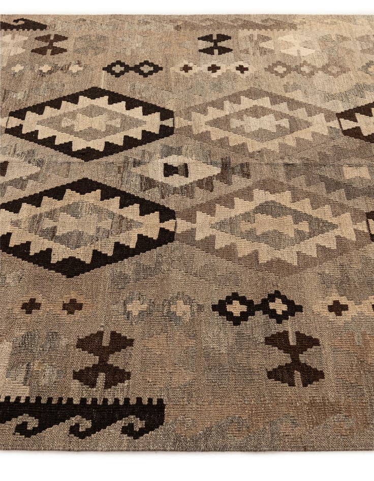 Detail image of  4' 11 x 6' 8  Hand Woven Kilim Maymana Wool Rug