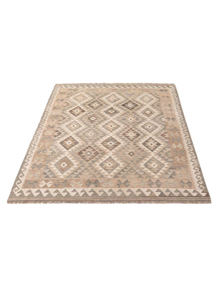 Detail image of  4' 11 x 7'  Hand Woven Kilim Maymana Wool Rug