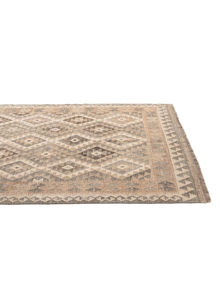 Detail image of  4' 11 x 7'  Hand Woven Kilim Maymana Wool Rug