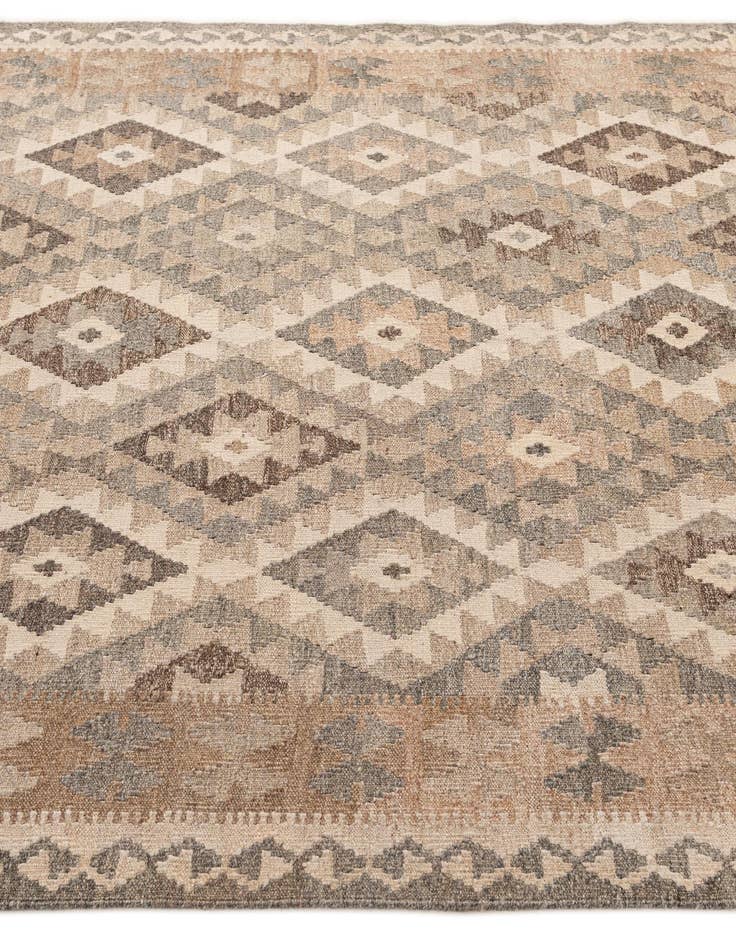 Detail image of  4' 11 x 7'  Hand Woven Kilim Maymana Wool Rug