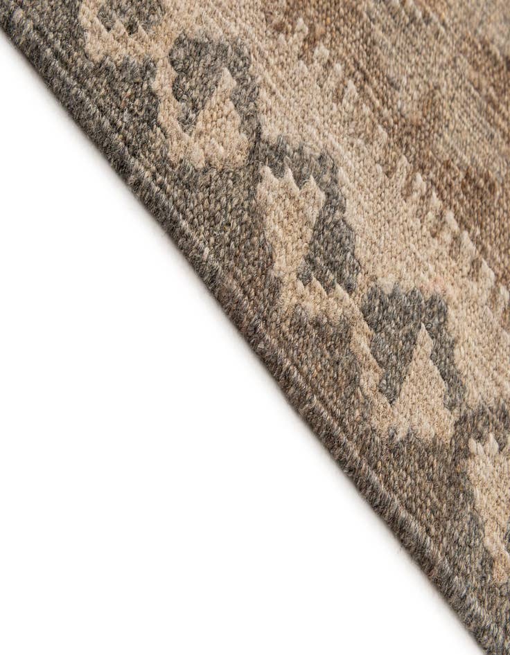 Detail image of  4' 11 x 7'  Hand Woven Kilim Maymana Wool Rug