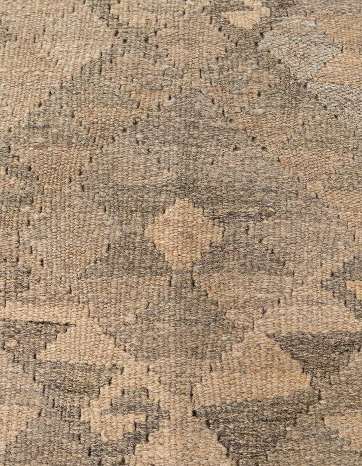 Detail image of  4' 10 x 6' 10  Hand Woven Kilim Maymana Wool Rug