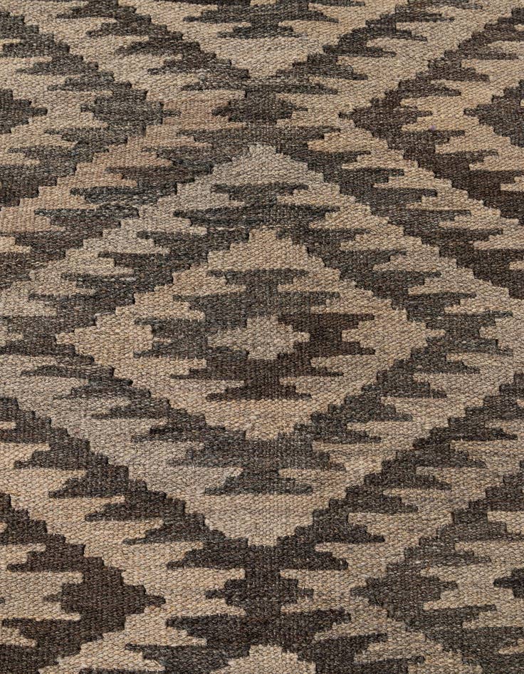 Detail image of  5' x 7' 1  Hand Woven Kilim Maymana Wool Rug