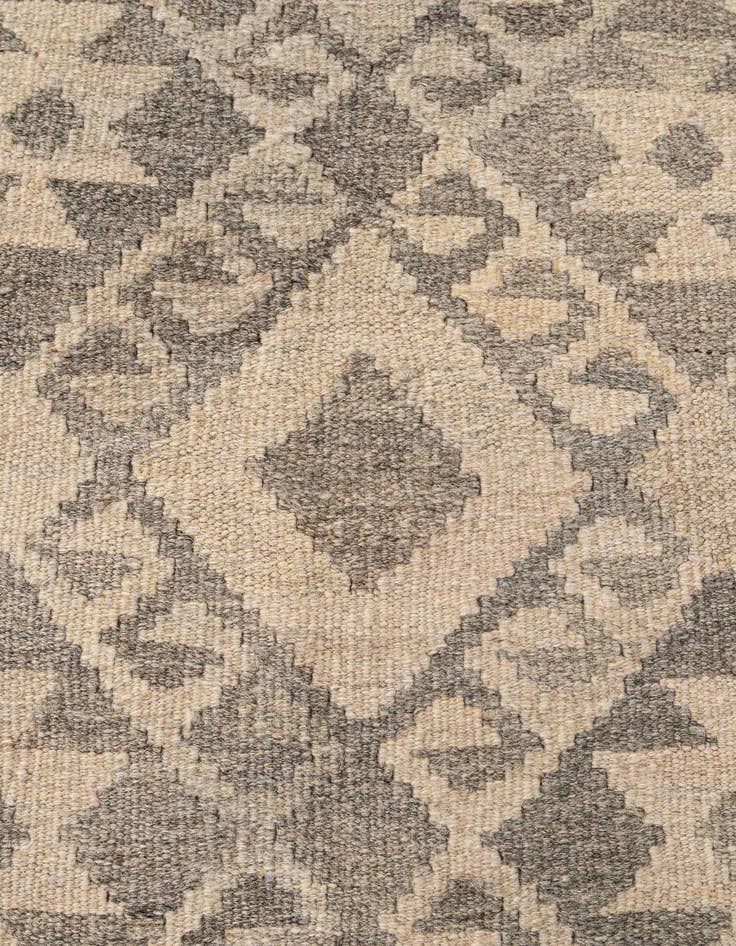 Detail image of  5' 2 x 6' 5  Hand Woven Kilim Maymana Wool Rug