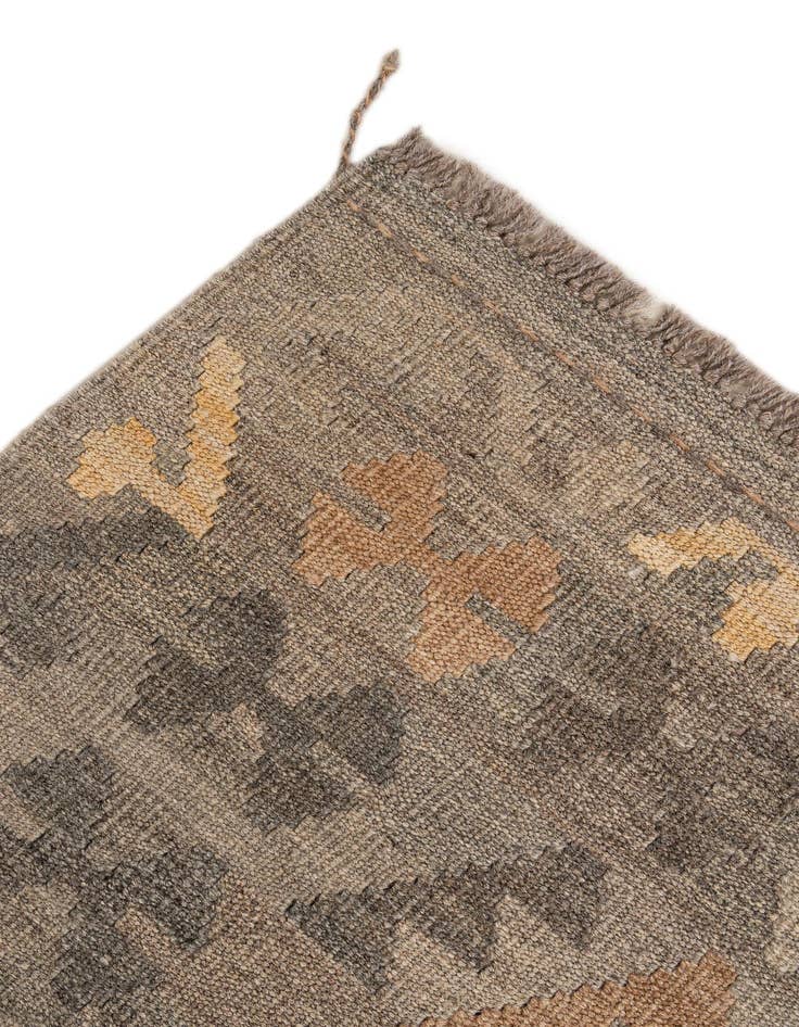 Detail image of  5' 2 x 6' 3  Hand Woven Kilim Maymana Wool Rug