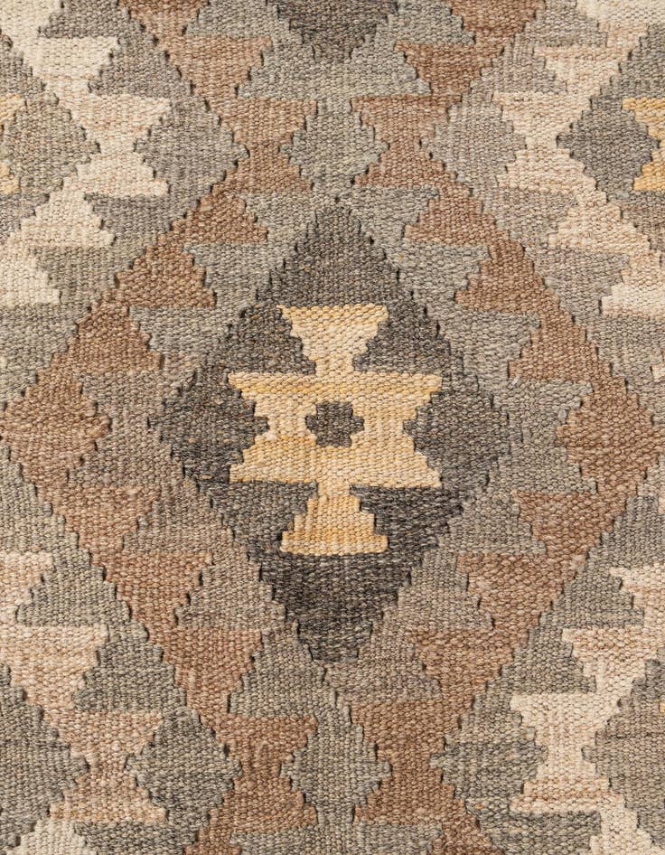 Detail image of  5' 2 x 6' 3  Hand Woven Kilim Maymana Wool Rug