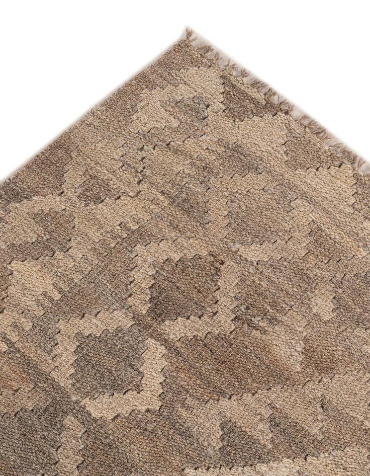 Detail image of  5' 2 x 6' 3  Hand Woven Kilim Maymana Wool Rug