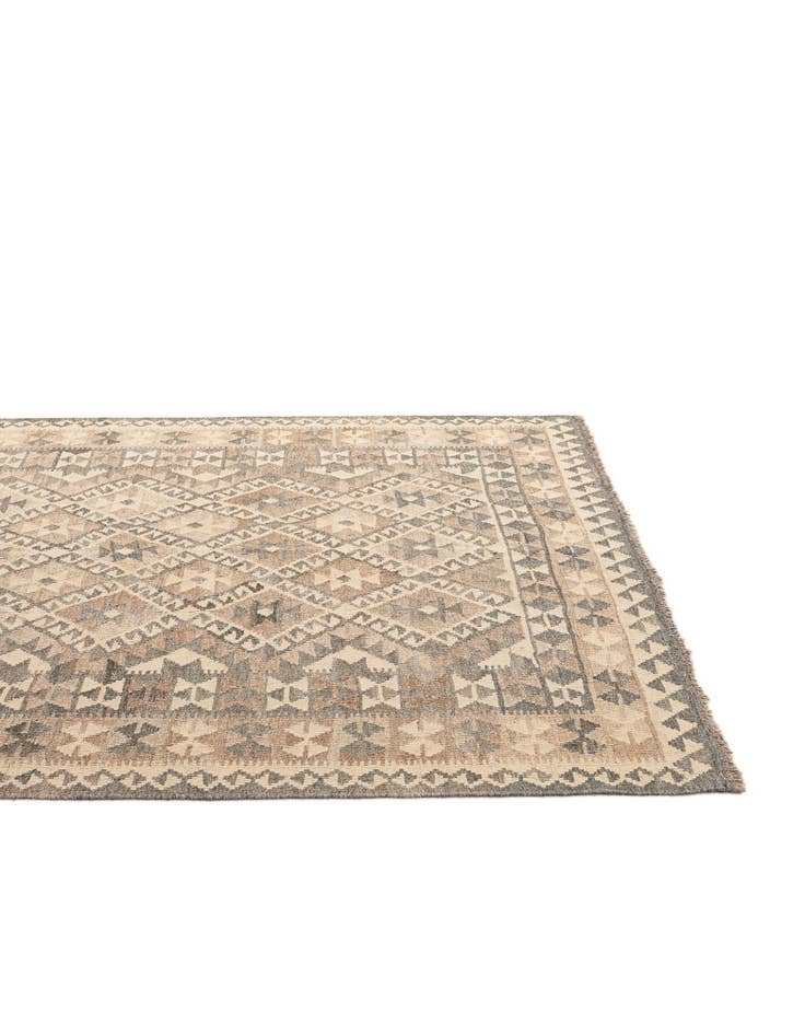 Detail image of  5' 4 x 6' 7  Hand Woven Kilim Maymana Wool Rug