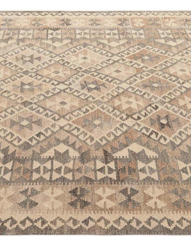 Detail image of  5' 4 x 6' 7  Hand Woven Kilim Maymana Wool Rug