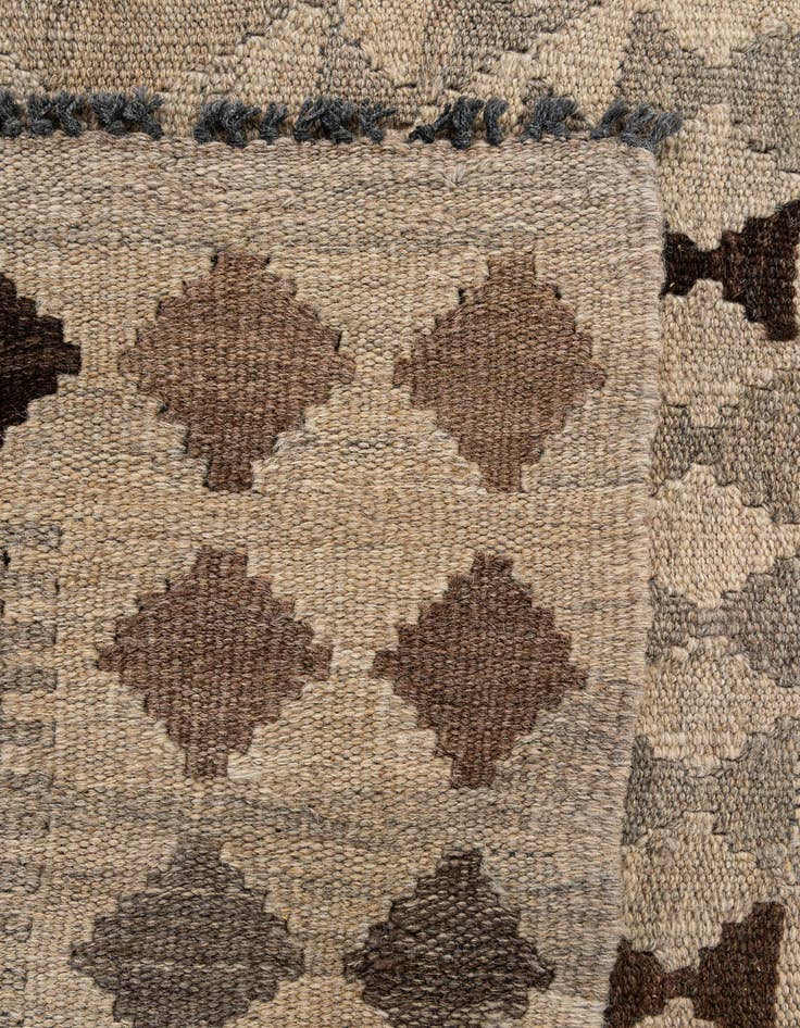 Detail image of  5' 3 x 6' 7  Hand Woven Kilim Maymana Wool Rug