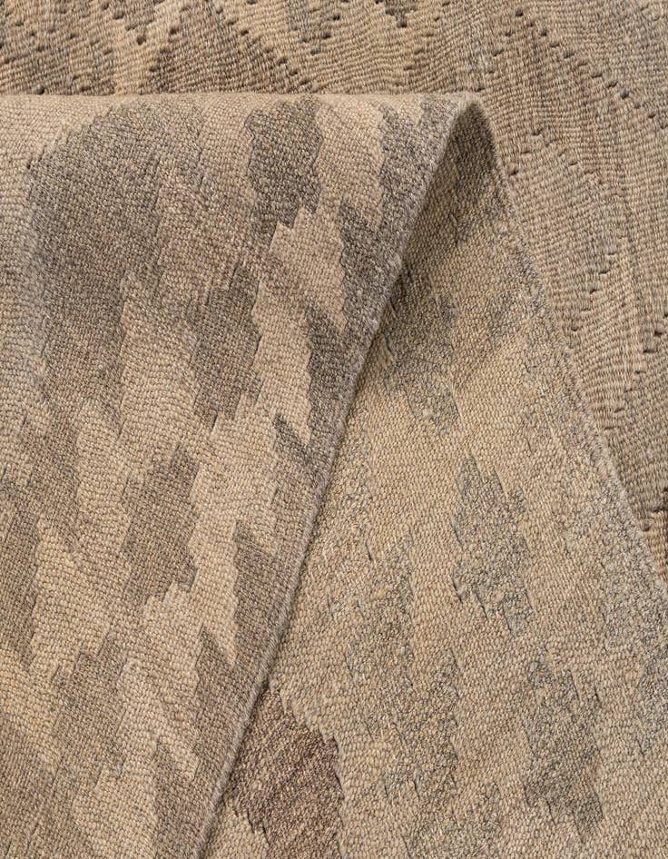 Detail image of  5' 3 x 6' 8  Hand Woven Kilim Maymana Wool Rug