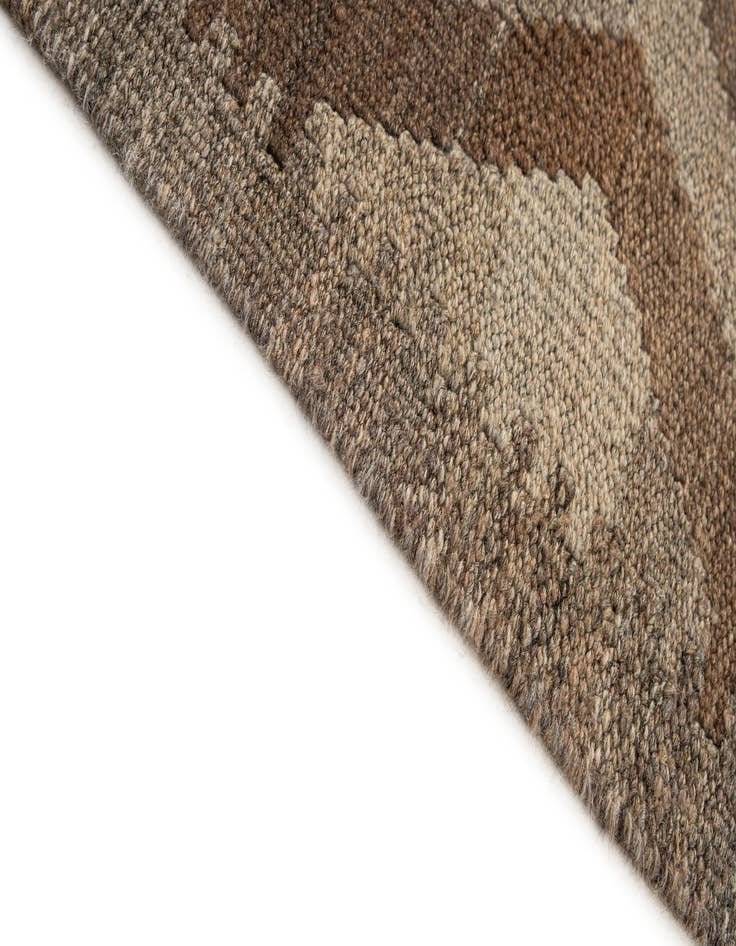 Detail image of  5' 1 x 6' 7  Hand Woven Kilim Maymana Wool Rug