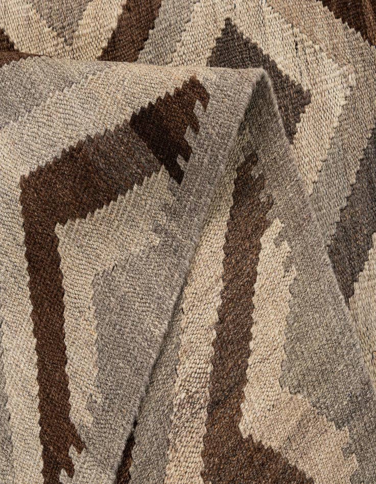 Detail image of  5' x 6' 7  Hand Woven Kilim Maymana Wool Rug
