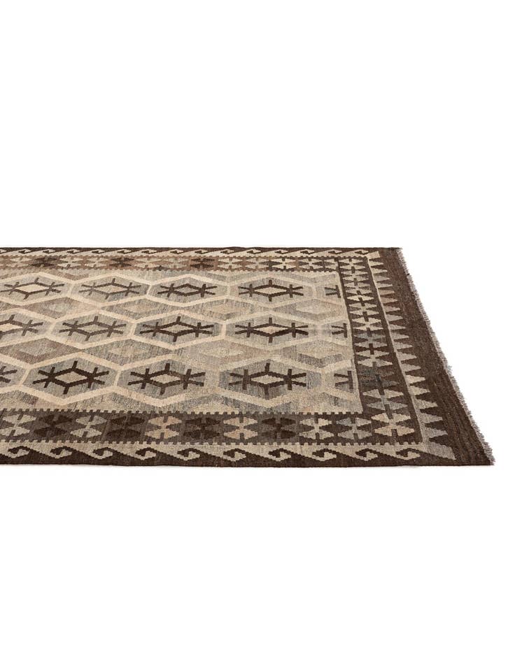 Detail image of  5' x 6' 6  Hand Woven Kilim Maymana Wool Rug