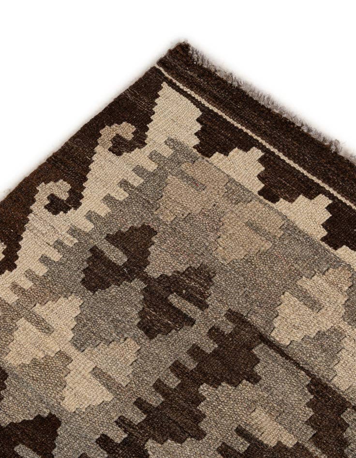 Detail image of  5' 5 x 6' 8  Hand Woven Kilim Maymana Wool Rug