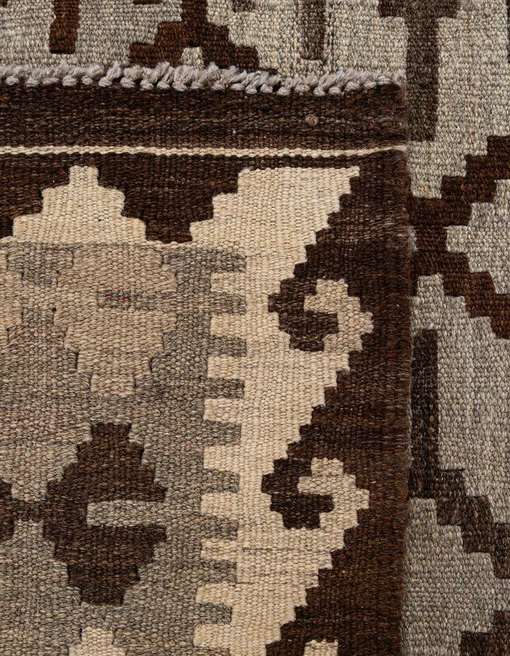 Detail image of  5' 5 x 6' 8  Hand Woven Kilim Maymana Wool Rug