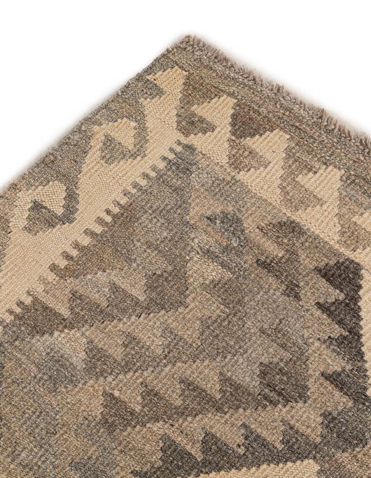 Detail image of  5' 3 x 6' 8  Hand Woven Kilim Maymana Wool Rug