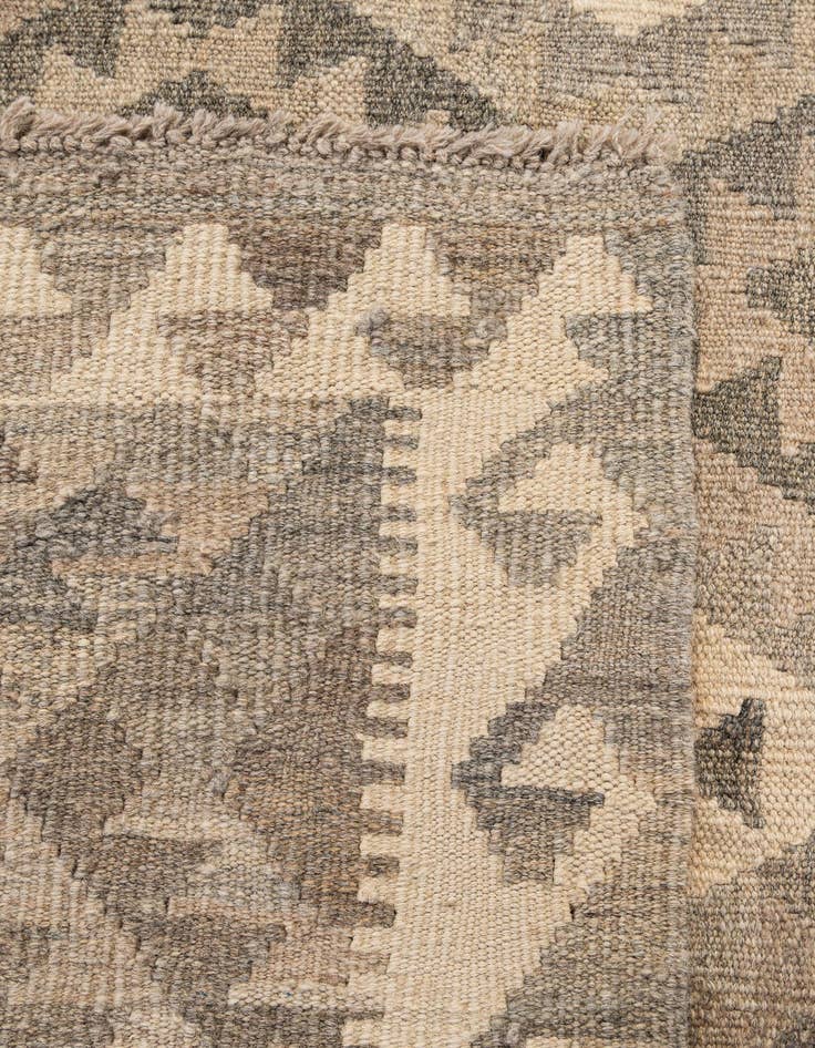 Detail image of  5' 3 x 6' 8  Hand Woven Kilim Maymana Wool Rug