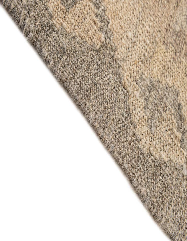 Detail image of  5' 3 x 6' 9  Hand Woven Kilim Maymana Wool Rug