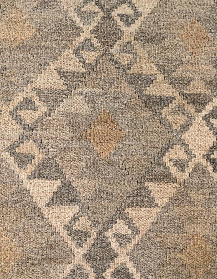 Detail image of  5' 3 x 6' 9  Hand Woven Kilim Maymana Wool Rug