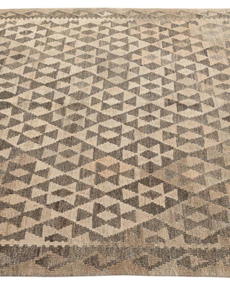 Detail image of  5' 4 x 6' 9  Hand Woven Kilim Maymana Wool Rug