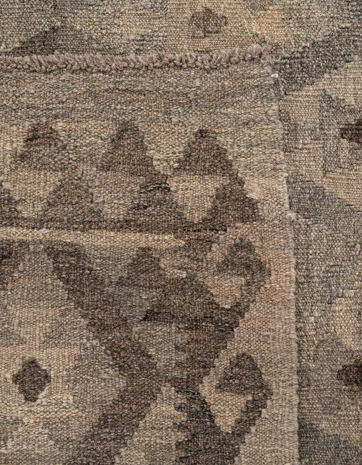 Detail image of  5' 3 x 6' 5  Hand Woven Kilim Maymana Wool Rug