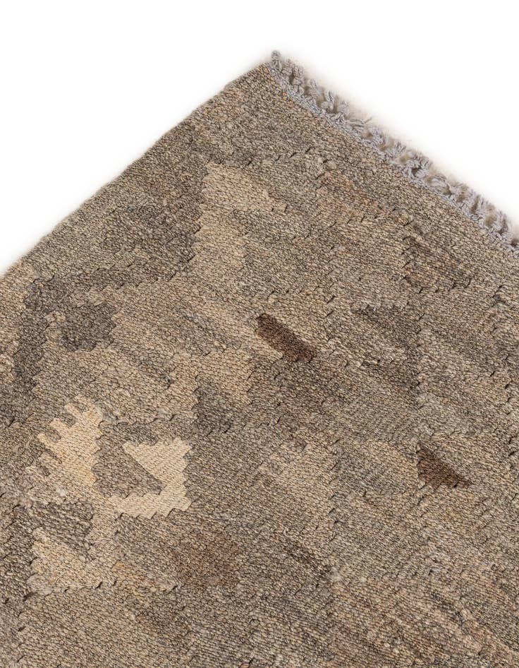 Detail image of  5' 2 x 6' 9  Hand Woven Kilim Maymana Wool Rug