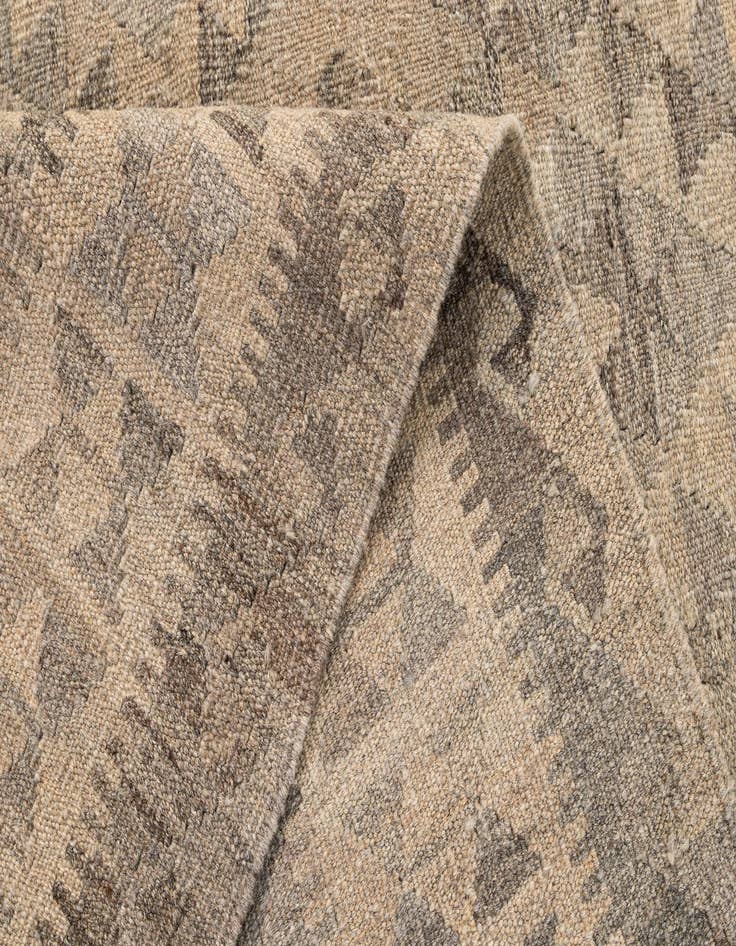 Detail image of  5' 2 x 6' 6  Hand Woven Kilim Maymana Wool Rug