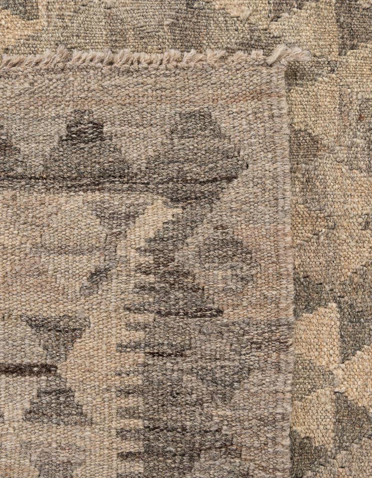 Detail image of  5' 2 x 6' 6  Hand Woven Kilim Maymana Wool Rug