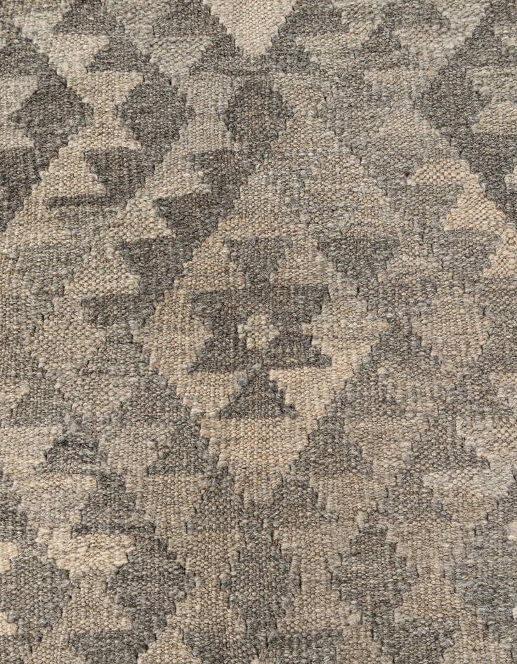 Detail image of  5' 4 x 6' 7  Hand Woven Kilim Maymana Wool Rug