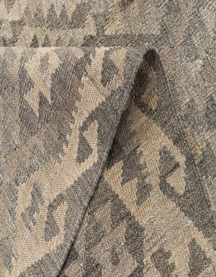 Detail image of  5' 4 x 6' 7  Hand Woven Kilim Maymana Wool Rug