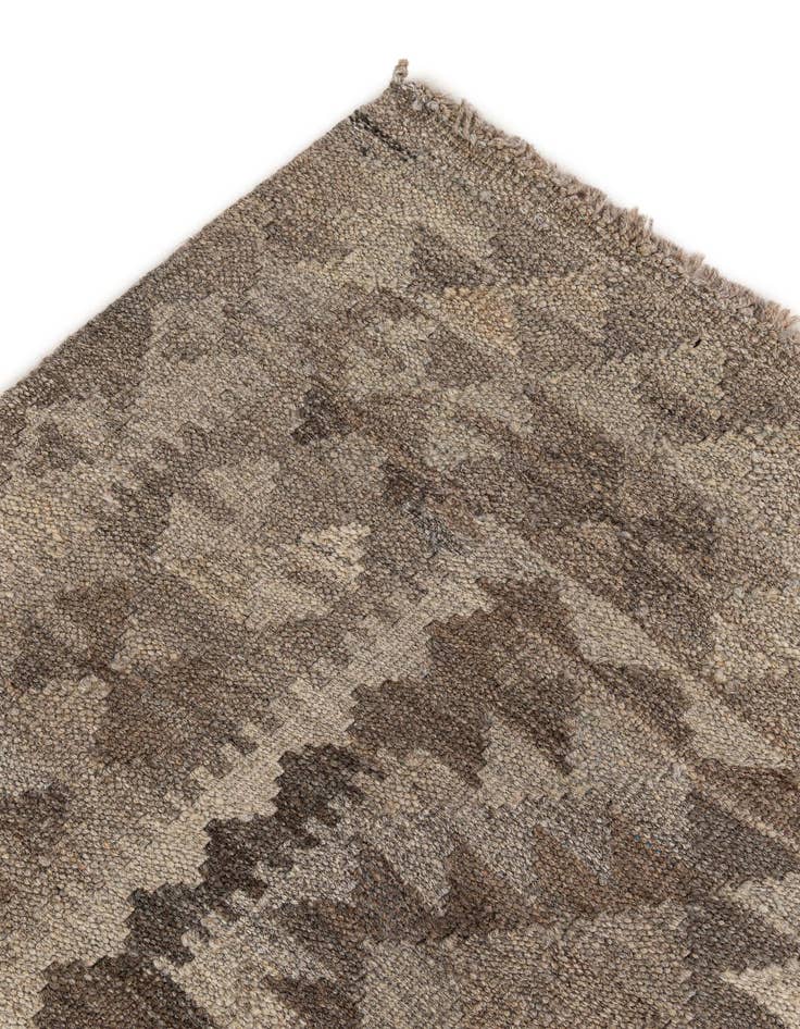 Detail image of  5' 2 x 6' 6  Hand Woven Kilim Maymana Wool Rug