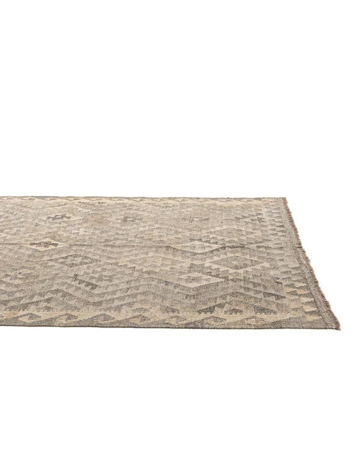 Detail image of  5' 3 x 6' 7  Hand Woven Kilim Maymana Wool Rug