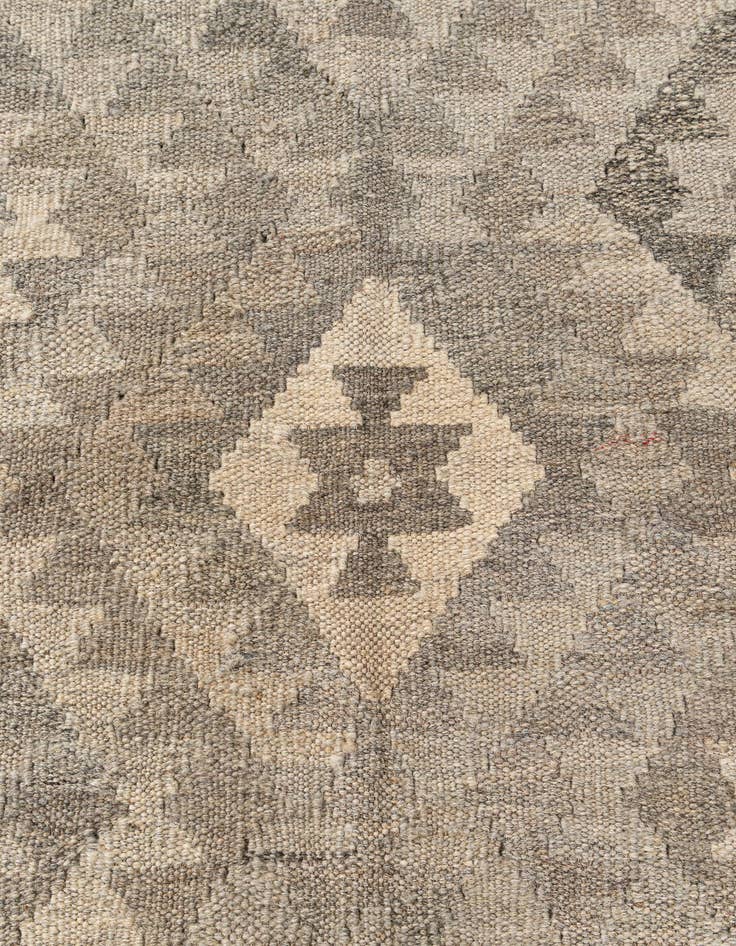 Detail image of  5' 3 x 6' 7  Hand Woven Kilim Maymana Wool Rug